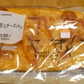 ローソン 薄焼き明太チーズパン 商品写真 3枚目