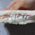 ヤマザキ ランチパック 桜風味クリーム＆ホイップ 商品写真 3枚目