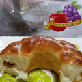 ヤマザキ リンゴとレーズンのリングパン 商品写真 2枚目