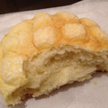 ローソン バター風味豊かなサックリメロンパン 商品写真 3枚目