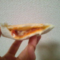 ヤマザキ ランチパック チーズ＆ピザソース ベーコン入り 商品写真 5枚目