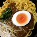 ファミリーマート まぜて食べるジャージャー麺 商品写真 1枚目