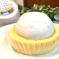 ローソン Uchi Cafe’ SWEETS プレミアムチーズロールケーキアイス 商品写真 3枚目