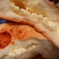 ファミリーマート 平焼きチーズパン クリームチーズ 商品写真 2枚目