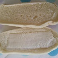 ヤマザキ もちもちとした白いロールパン ミルククリーム 商品写真 5枚目