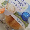 モンテール 小さな洋菓子店 信州産チーズのシュークリーム 商品写真 5枚目