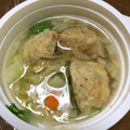 セブン-イレブン 生姜香る！ふわふわ鶏団子と野菜のスープ 商品写真 1枚目