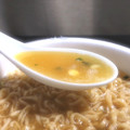 日清食品 チキンラーメンどんぶり トリプルチーズ 商品写真 5枚目