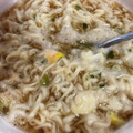 日清食品 チキンラーメンどんぶり トリプルチーズ 商品写真 2枚目