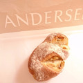 アンデルセン 安納芋のロールパン 商品写真 1枚目