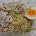 セブン-イレブン 豚しゃぶのパスタサラダ 商品写真 2枚目