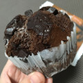 ヤマザキ チョコづくしのチョコ蒸しぱん ベルギーチョコ入りクリーム 商品写真 5枚目