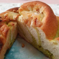 第一パン ラ・ベットラ 3種のナッツロール 味わいピスタチオ 商品写真 4枚目