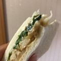 ローソン 味噌仕立ての鶏と蓮根のサンド 商品写真 2枚目