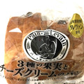 ヤマザキ パン・オ・ルヴァン 3種の果実とチーズクリームのパン 商品写真 4枚目