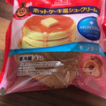 モンテール 小さな洋菓子店 森永・ホットケーキ風シュークリーム 商品写真 2枚目