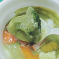 ローソン 19品目の野菜が摂れる緑のポタージュ 商品写真 3枚目
