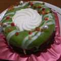 ローソン Uchi Cafe’ SWEETS 緑のクリスマスリースのケーキ 商品写真 2枚目