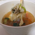 ファミリーマート 餃子と野菜の中華風春雨スープ 商品写真 3枚目