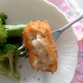 セブン-イレブン 北海道産秋鮭のクリームコロッケ 商品写真 1枚目