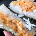 ファミリーマート 韓国風味付海苔 ツナキムチマヨ 商品写真 2枚目