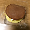 ローソン ダブルチーズのもっちりとした生どら焼 商品写真 2枚目