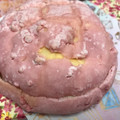 ローソン いちごのメロンパン いちごクリーム＆ホイップ 商品写真 4枚目