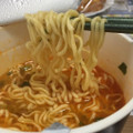 サッポロ一番 ご飯がススム キムチ味ラーメン 甘っ辛っうまっ！！仕立て 商品写真 3枚目