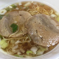 日清食品 贅の逸品 芳醇鶏醤油ラーメン 商品写真 3枚目