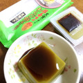 こんにゃくパーク わらび餅風こんにゃく 抹茶 特製黒蜜ソース付き 商品写真 1枚目