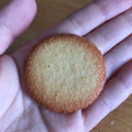 ファミリーマート ラングドシャチョコサンドクッキー はちみつレモン 商品写真 1枚目