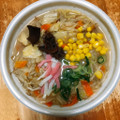セブン-イレブン 1日分の野菜を食べる ちゃんぽん 熟成麺 商品写真 1枚目