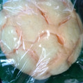 ヤマザキ 富良野産メロンのホイップ入りメロンパン 商品写真 5枚目