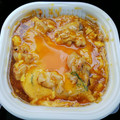 セブン-イレブン 鶏の旨味 特製親子丼 九州産華味鳥モモ使用 商品写真 5枚目