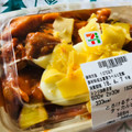 セブン-イレブン とろけるチーズタッカルビ 商品写真 2枚目