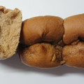 イトーパン 黒糖シュガーくるみパン 商品写真 3枚目