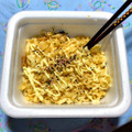 明星食品 一平ちゃん夜店の焼うどん いなり寿司味 商品写真 2枚目