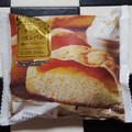 ローソン チーズメロンパン 4種のチーズ入りクリーム 商品写真 5枚目