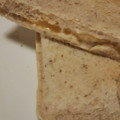 ヤマザキ ランチパック ツナ＆チーズ 全粒粉入りパン 商品写真 4枚目