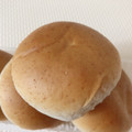 ヤマザキ 焼きそばパン 全粒粉入りパン 商品写真 2枚目