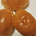 ヤマザキ 北海道産バター使用バターロール 商品写真 1枚目