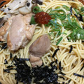 ファミリーマート 食べる七味！鶏ときのこの和パスタ 商品写真 4枚目