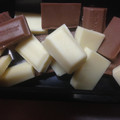ロイズ 板チョコレート ホワイト 商品写真 2枚目