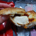 ヤマザキ トマトとベーコンのパン 商品写真 3枚目