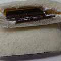 ヤマザキ ランチパック ダブル板チョコ＆ホイップ 商品写真 2枚目