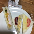 セブン-イレブン 5種のフルーツミックスサンド 商品写真 1枚目