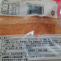 ヤマザキ 2色パン いちごクリーム＆ミルククリーム 商品写真 3枚目