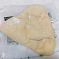 ローソン 欅坂46さんかくパン きなこクリーム＆ホイップ 黒糖求肥入 商品写真 5枚目