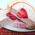 ミニストップ ストロベリーロールケーキアイス 商品写真 3枚目