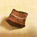 ヤマザキ 日々カフェ カカオが香るチョコケーキ 商品写真 4枚目